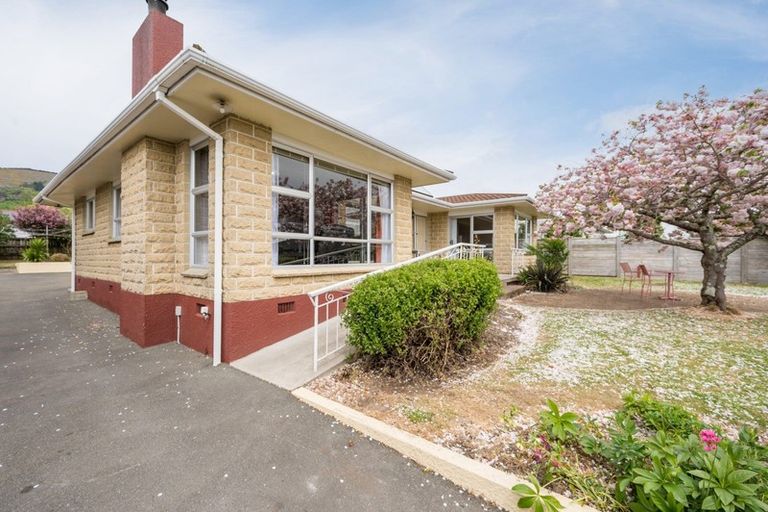 Photo of property in 10 Roeske Street, Richmond, 7020