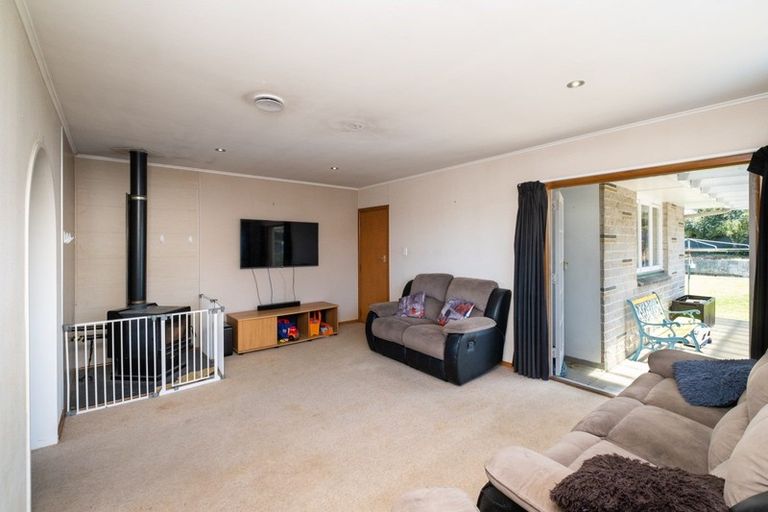 Photo of property in 28 Downing Avenue, Pirimai, Napier, 4112