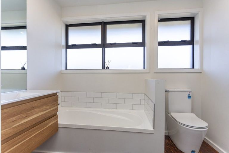 Photo of property in 2 Otaki Place, North New Brighton, Christchurch, 8083