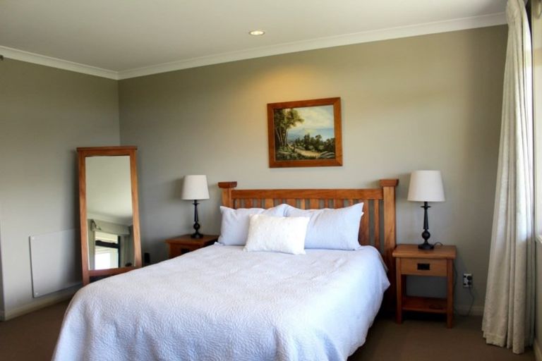 Photo of property in 2 Parnwell Place, Ohauiti, Tauranga, 3112