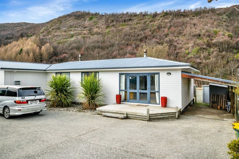 Photo of property in 19b Daveys Place, Arrowtown, 9302