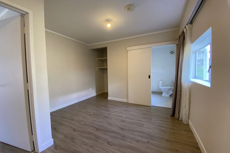 Photo of property in 2/168 Pakuranga Road, Pakuranga, Auckland, 2010