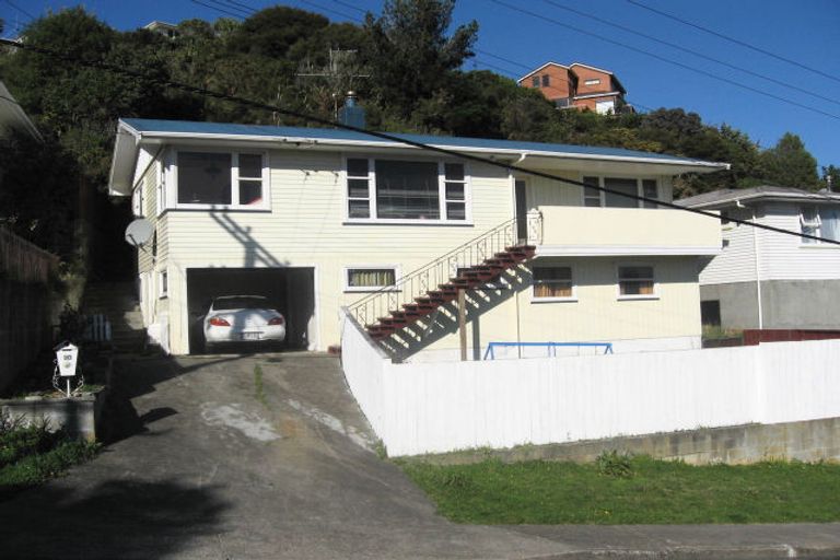 Photo of property in 20 Manor Drive, Stokes Valley, Lower Hutt, 5019