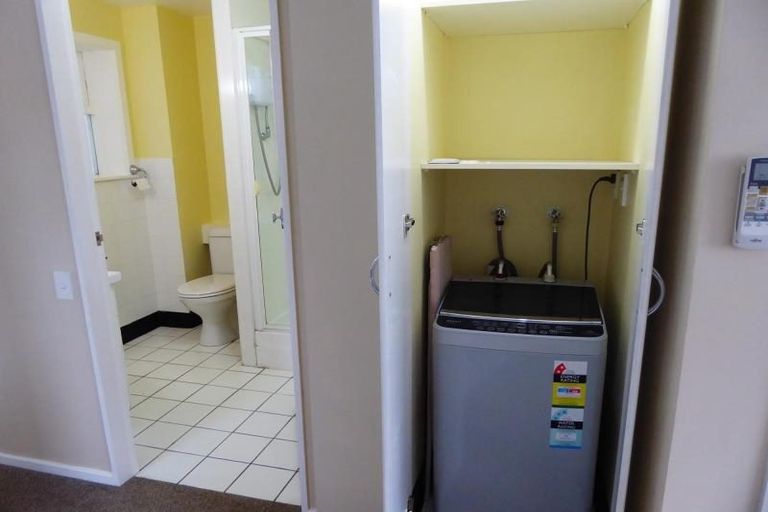 Photo of property in Parkland Flats, 6/51 Adams Terrace, Kelburn, Wellington, 6021