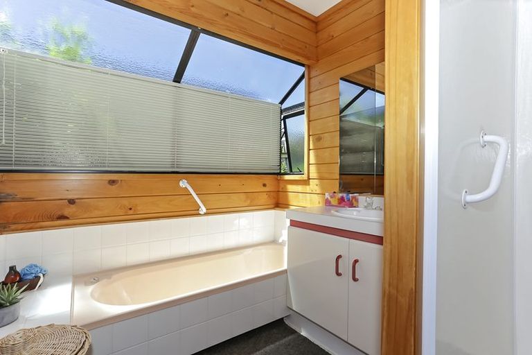 Photo of property in 21 Hamurana Road, Omokoroa, 3114