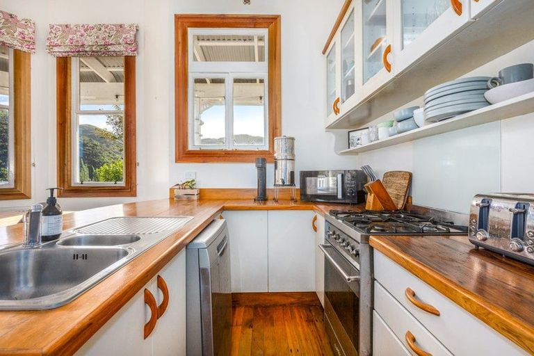 Photo of property in 57 Kaitangata Crescent, Kelson, Lower Hutt, 5010