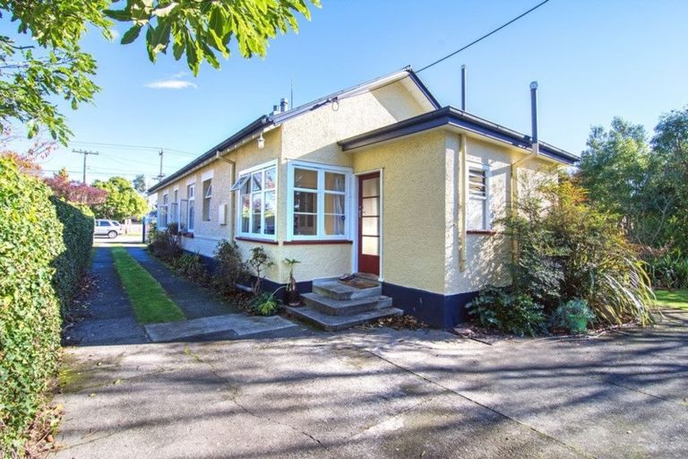 Photo of property in 16 Upper Plain Road, Masterton, 5810