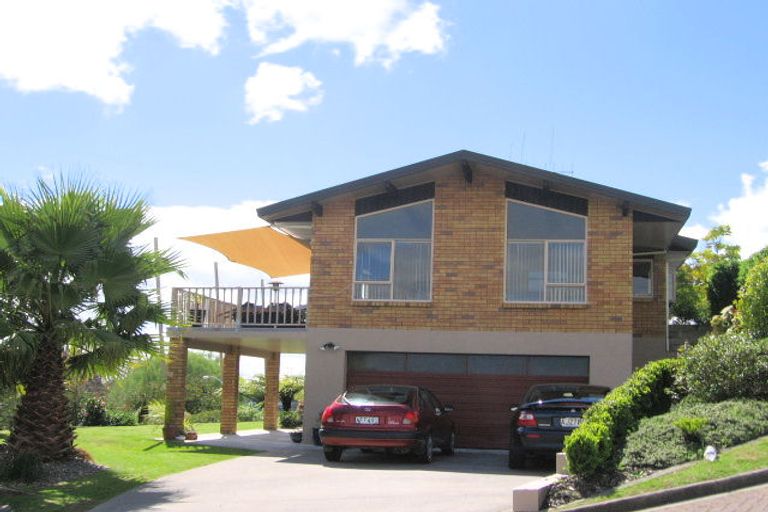 Photo of property in 1 Hazelnut Way, Bellevue, Tauranga, 3110