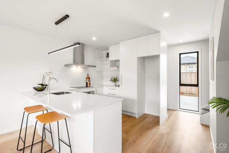 Photo of property in 102a Miro Street, Trentham, Upper Hutt, 5018