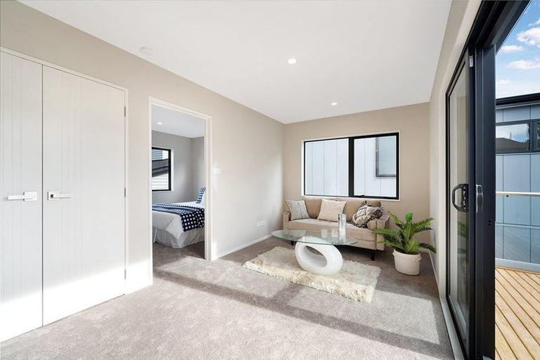 Photo of property in 86b Kervil Avenue, Te Atatu Peninsula, Auckland, 0610