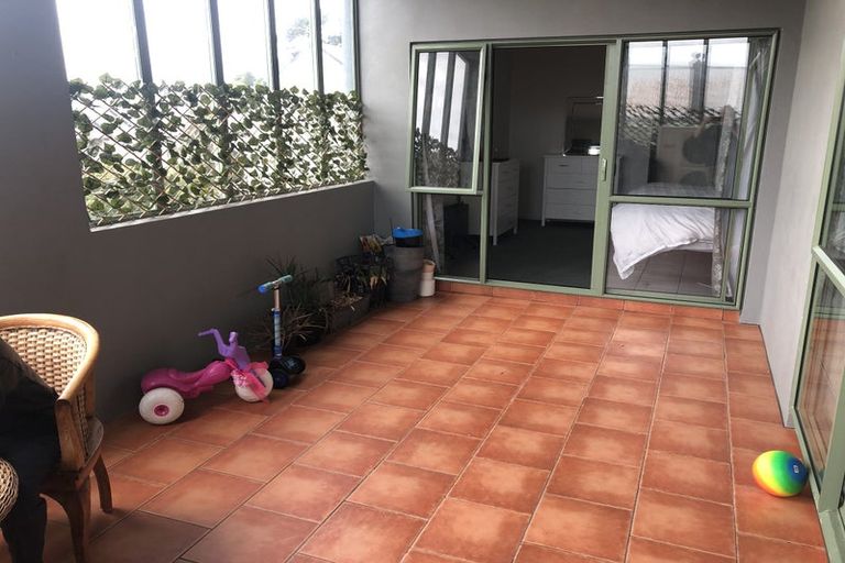 Photo of property in St Helens Apartments, 109 Coromandel Street, Newtown, Wellington, 6021
