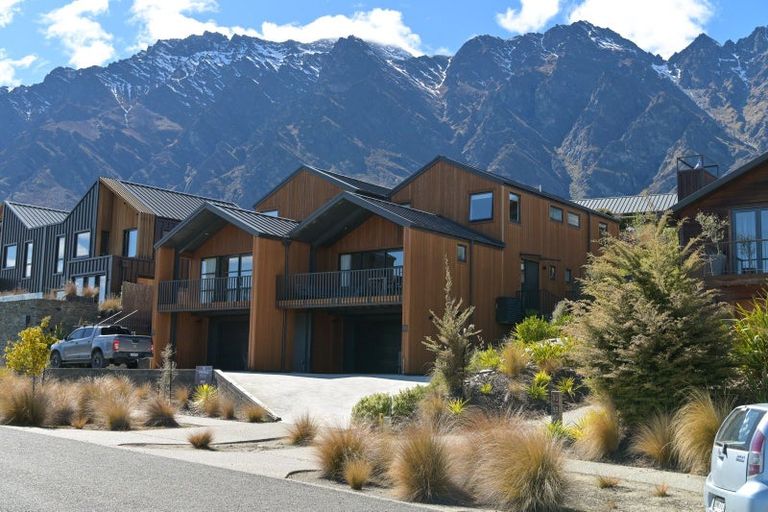 Photo of property in 29b Rannoch Drive, Jacks Point, Queenstown, 9371