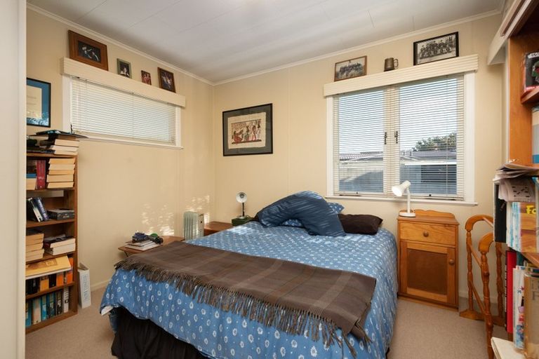 Photo of property in 52 Pitau Road, Mount Maunganui, 3116