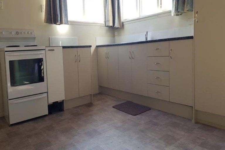 Photo of property in 96 Nursery Road, Phillipstown, Christchurch, 8011