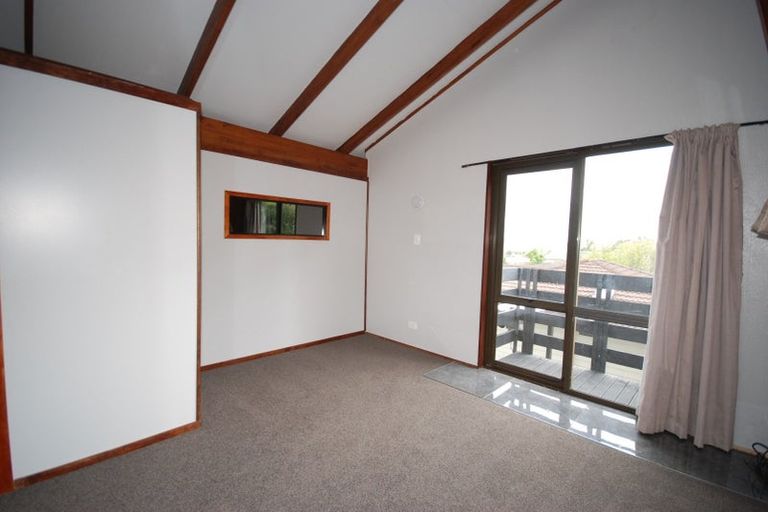 Photo of property in 7 Kanohi Terrace, Mangere Bridge, Auckland, 2022
