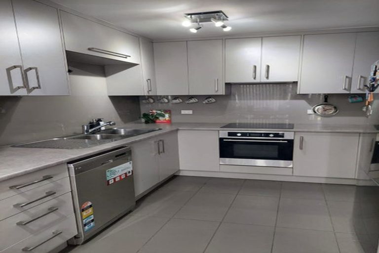 Photo of property in 11/3 Erewhon Place, Birkdale, Auckland, 0626