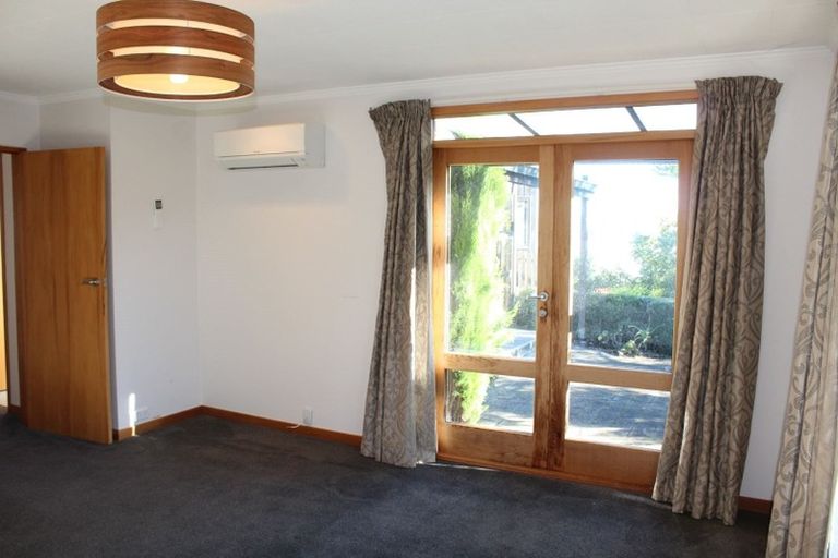 Photo of property in 8 Elliffe Place, Shiel Hill, Dunedin, 9013