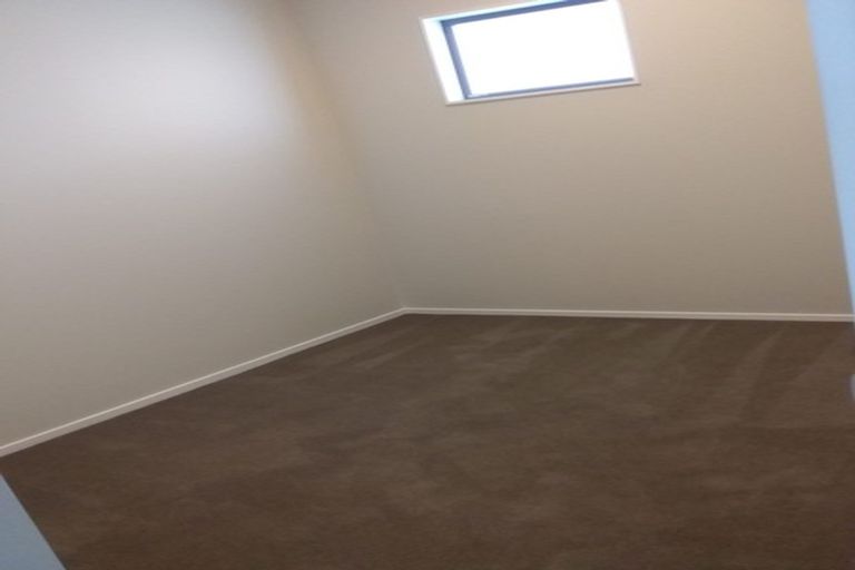 Photo of property in 2/69 Lake Road, Devonport, Auckland, 0624