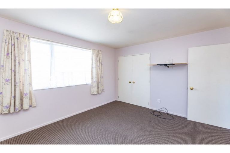 Photo of property in 681 Main North Road, Belfast, Christchurch, 8051