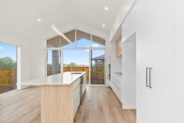 Photo of property in 18 Pinkerton Place, Ohauiti, Tauranga, 3112