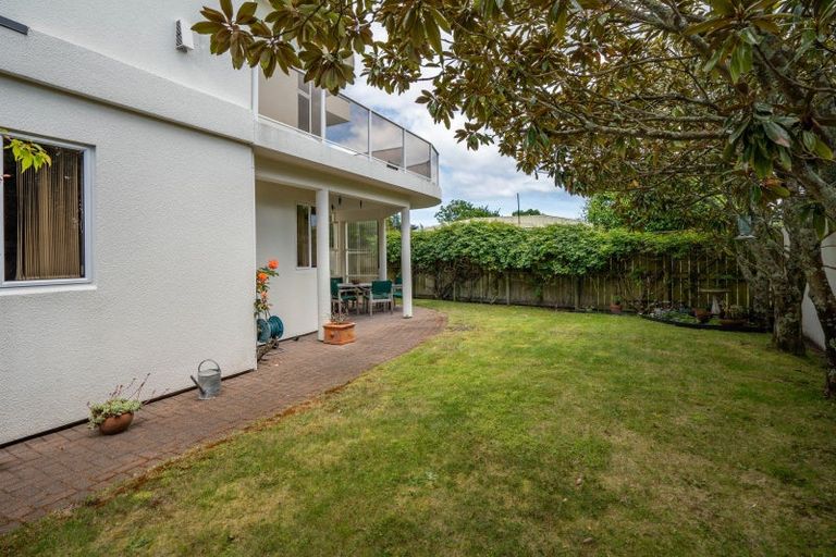 Photo of property in 25 Hawai Street, Two Mile Bay, Taupo, 3330