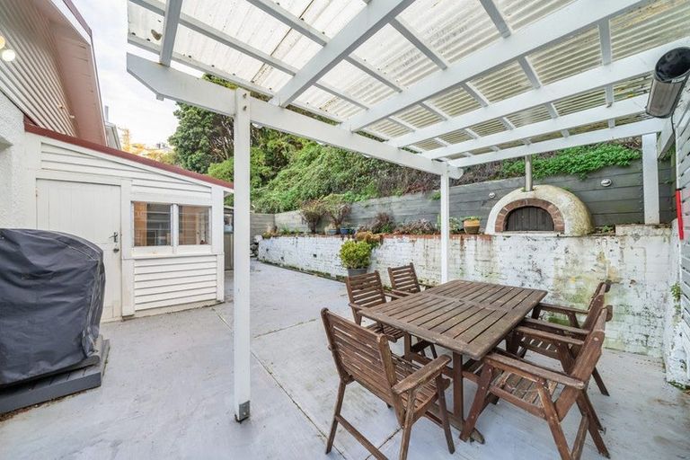 Photo of property in 26 Queens Drive, Kilbirnie, Wellington, 6022