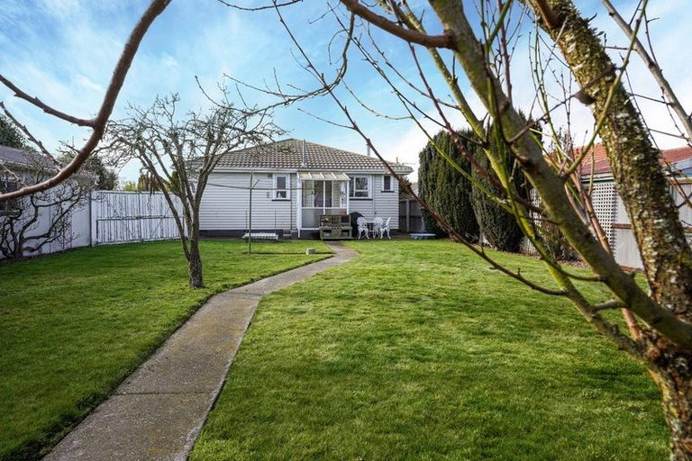 Photo of property in 17 Aurora Street, Hei Hei, Christchurch, 8042