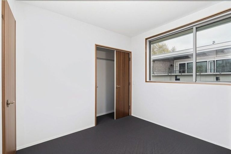 Photo of property in 32d Rutherford Street, Caversham, Dunedin, 9012