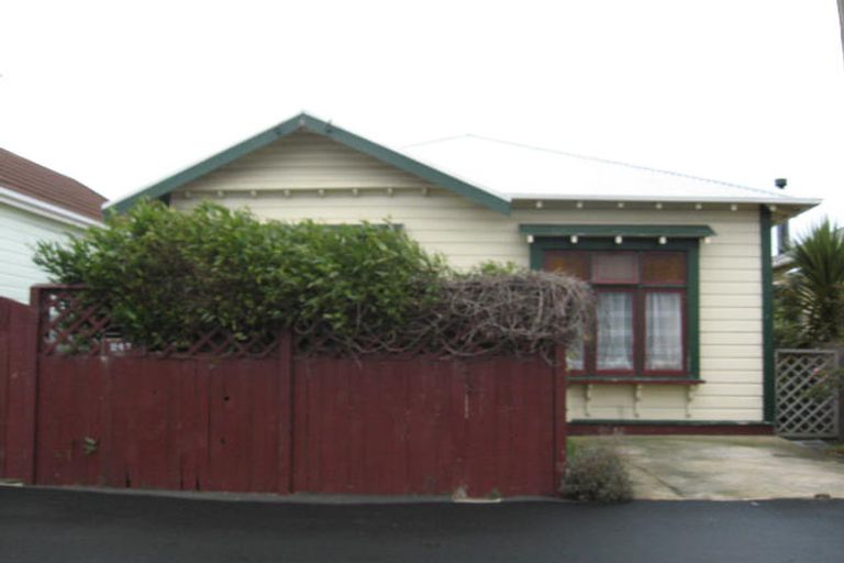 Photo of property in 247 Oxford Street, South Dunedin, Dunedin, 9012