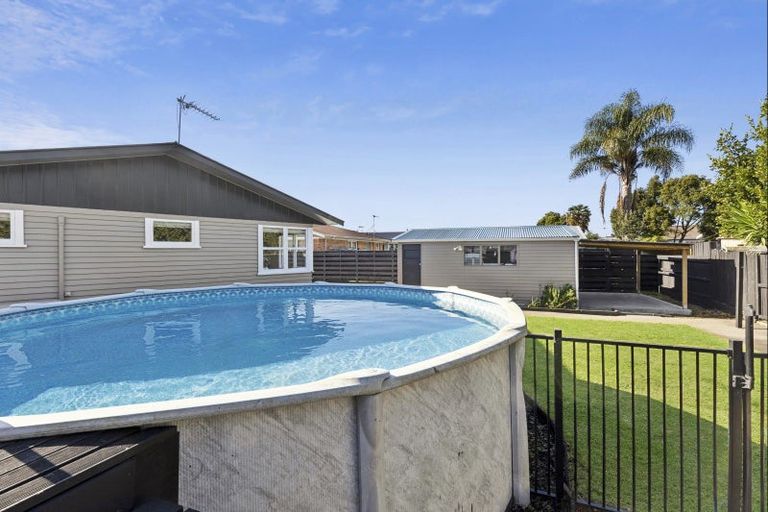 Photo of property in 70 Mears Road, St Andrews, Hamilton, 3200