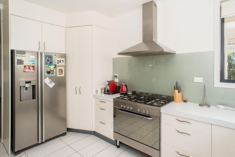 Photo of property in 42 Sterling Park, Lytton West, Gisborne, 4010