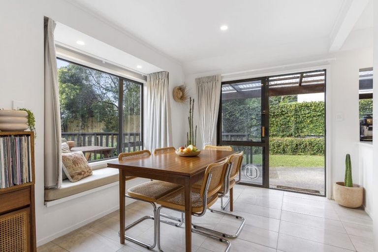 Photo of property in 115 Onemana Drive, Onemana, Whangamata, 3691