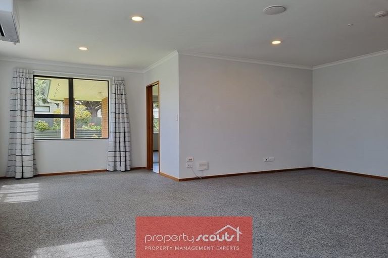 Photo of property in 21 Silvan Place, Bell Block, New Plymouth, 4312