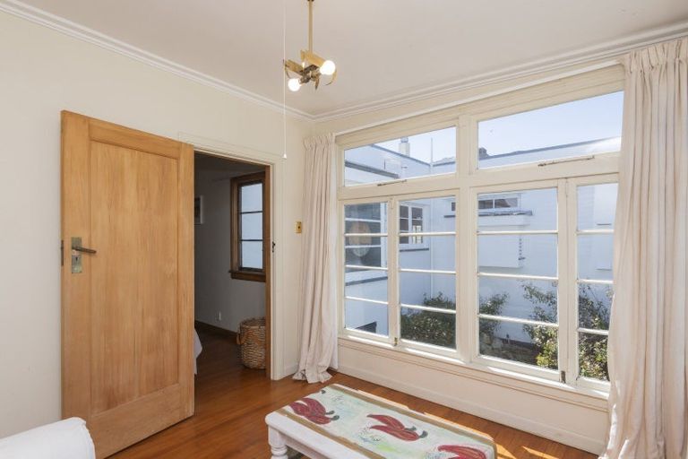 Photo of property in 75 Esplanade, Kaiti, Gisborne, 4010