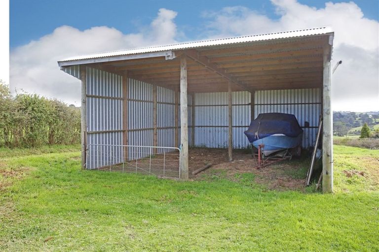 Photo of property in 121 Brook Road, Awhitu, Waiuku, 2684