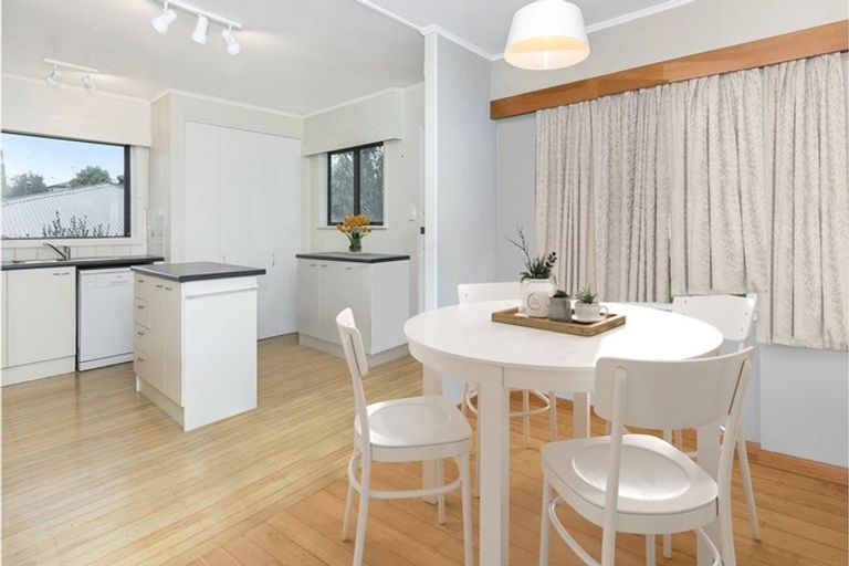 Photo of property in 6 Westney Place, Forest Lake, Hamilton, 3200