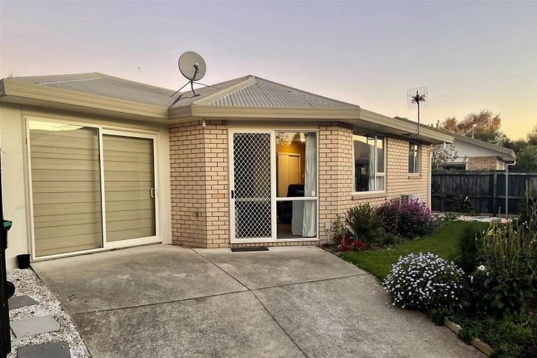 Photo of property in 15 Charlotte Lane, Woolston, Christchurch, 8062