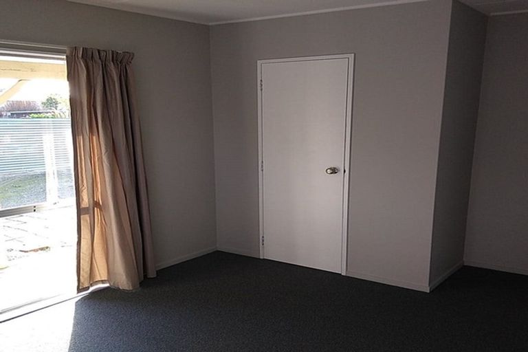 Photo of property in 271a Flaxmere Avenue, Flaxmere, Hastings, 4120