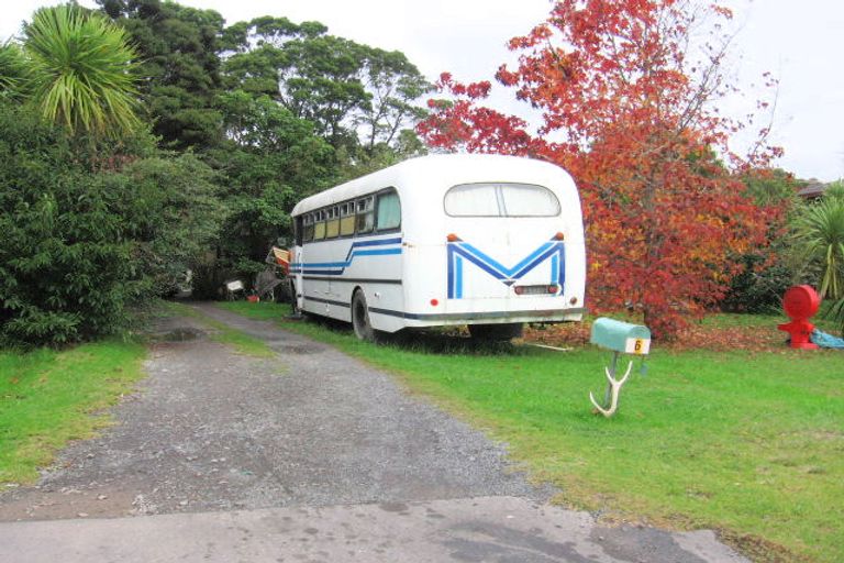 Photo of property in 6 Traffic Road, Greenhithe, Auckland, 0632