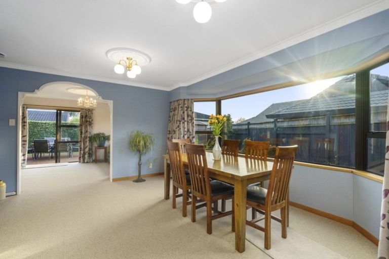 Photo of property in 7 Ashburn Lane, Awapuni, Palmerston North, 4412