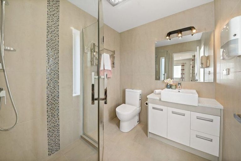 Photo of property in 17 Collier Drive, Flat Bush, Auckland, 2019