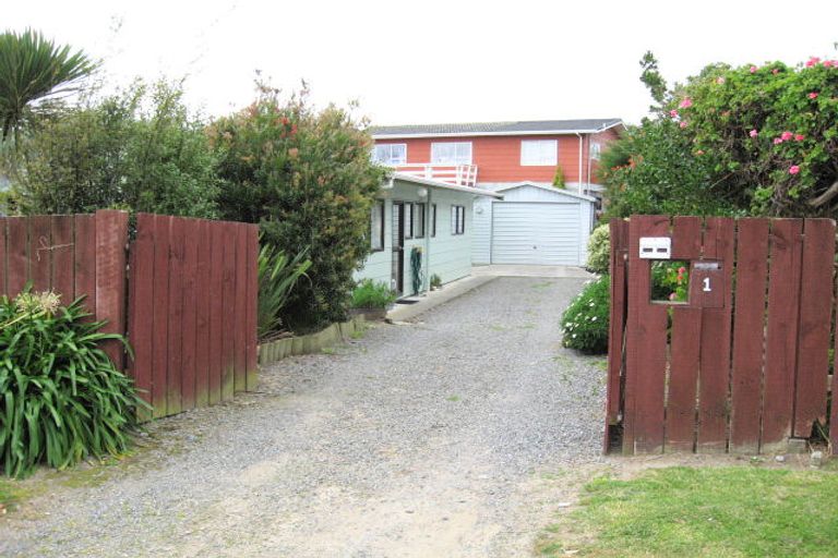 Photo of property in 1 Ruru Road, Otaihanga, Paraparaumu, 5036