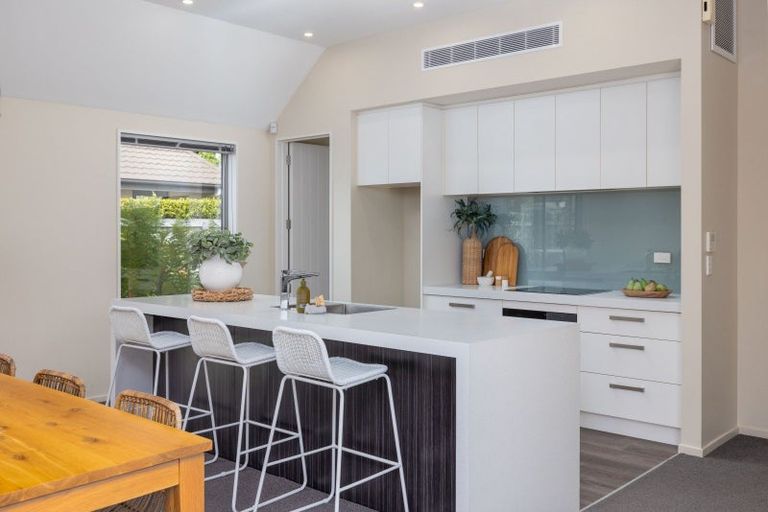 Photo of property in 20 Sandown Boulevard, Rangiora, 7400