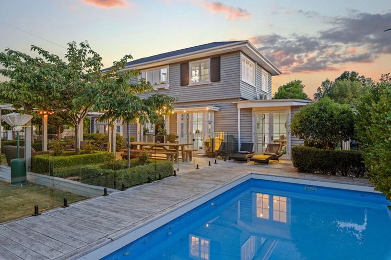 Photo of property in 5 Kotare Street, Fendalton, Christchurch, 8041