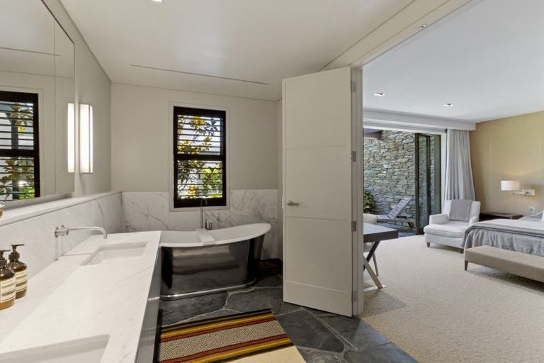 Photo of property in 1 Mica Ridge, Arrowtown, Queenstown, 9371