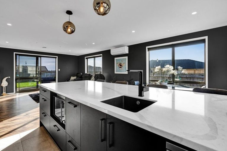 Photo of property in 6 The Terrace, Bell Block, New Plymouth, 4312