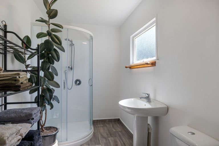 Photo of property in 24a Mckenzie Street, Levin, 5510