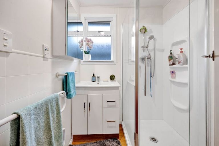 Photo of property in 50 Reid Avenue, Hawera, 4610