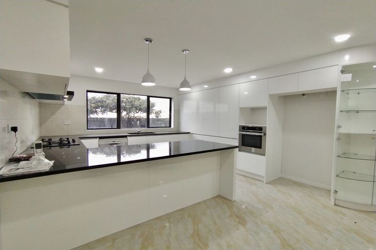 Photo of property in 1 Malone Road, Waterloo, Lower Hutt, 5011