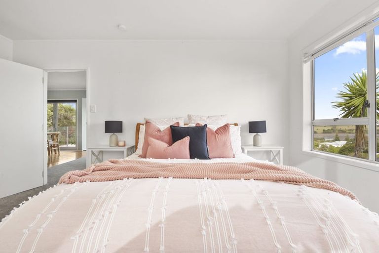 Photo of property in 9 Everard Avenue, Army Bay, Whangaparaoa, 0930